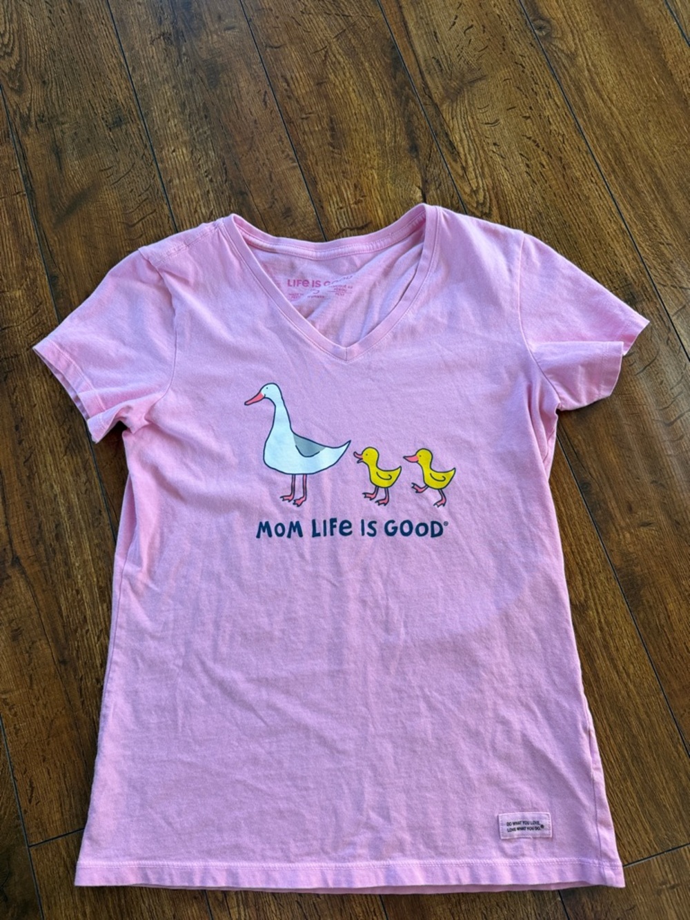 Life Is Good Pink Mom Duck Graphic V‑Neck Tee